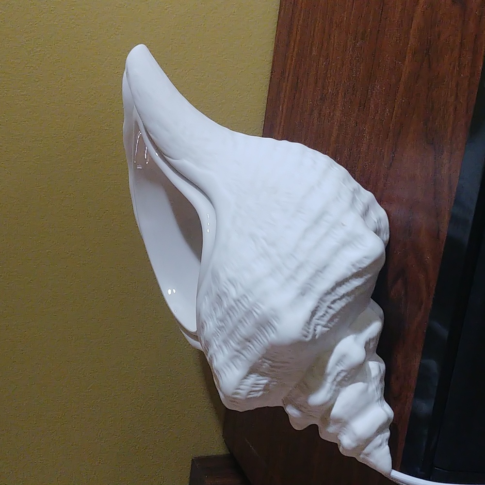 Partylite conch shell warmer